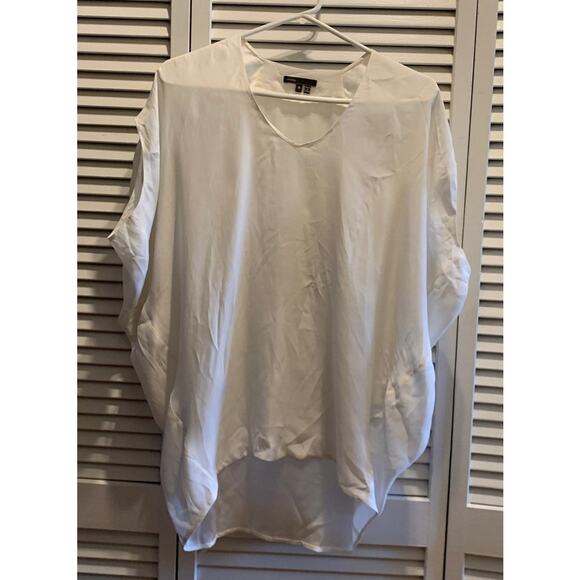 Vince white blouse‎ - Picture 1 of 2